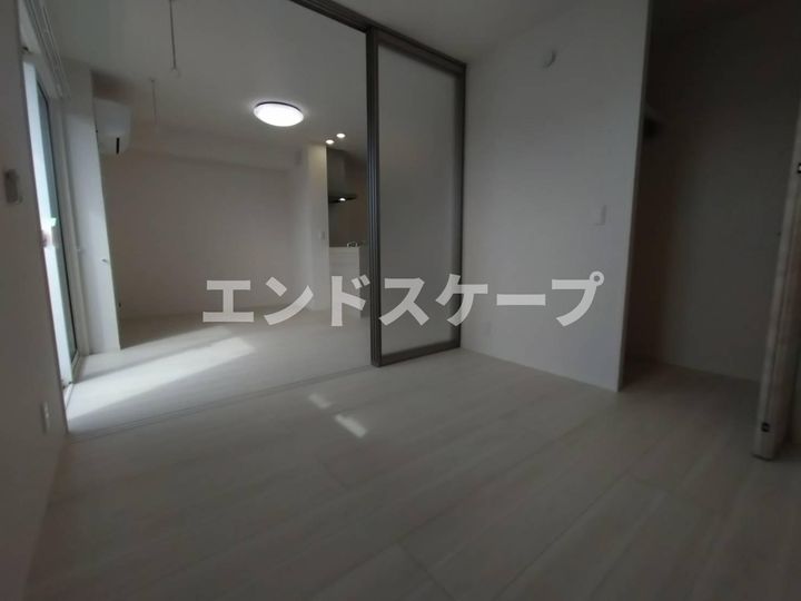 ブレイブコートの居間
