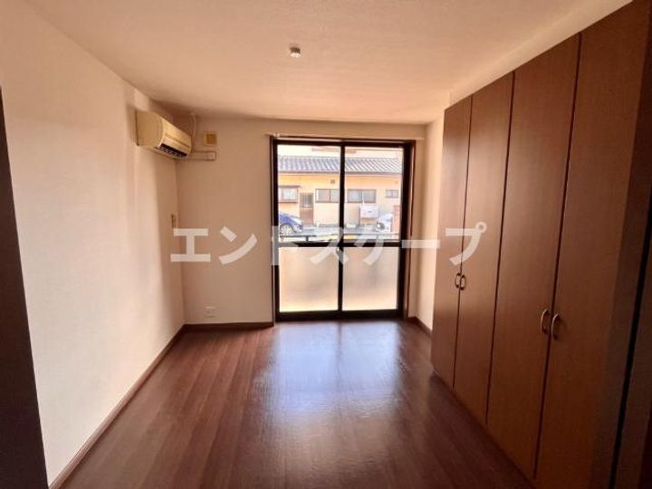 スプリーム アイの内装