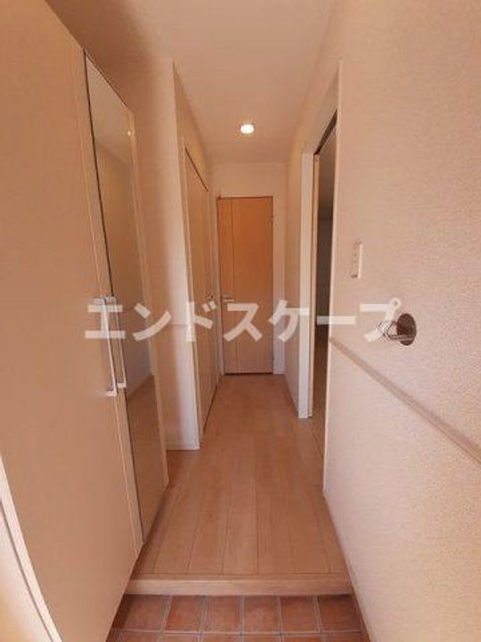 ライフシティ ステイゴールドの玄関