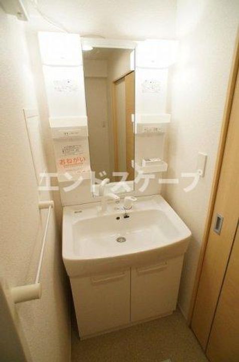 アザレアのその他画像