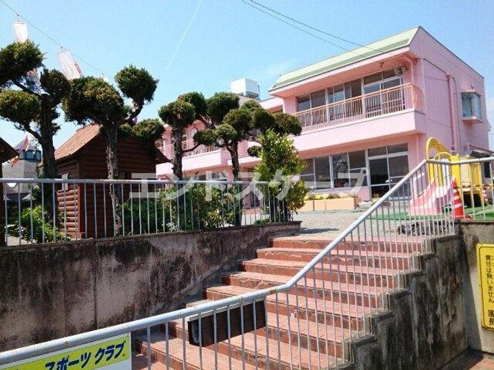 グランデ フィオーレの周辺