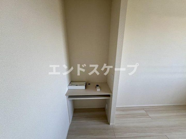 サラ スリールの内装