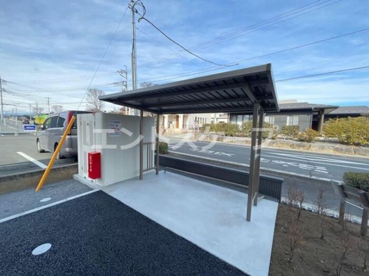 サラ スリールのその他画像