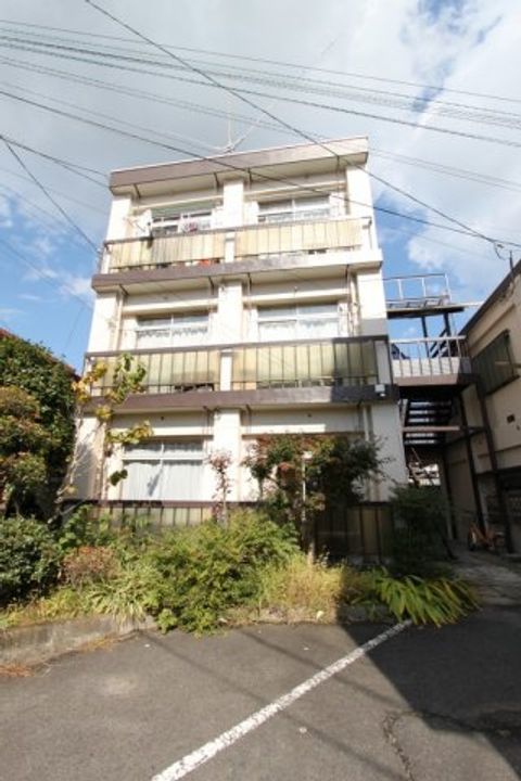 郡山アパート6の外観