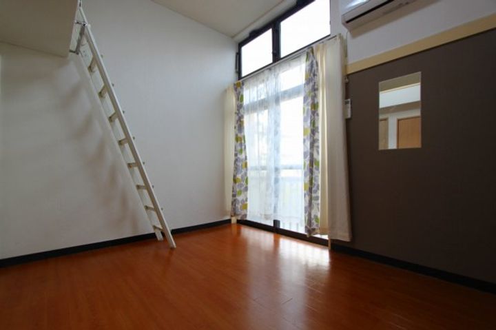 畳屋丁ハイツの内装