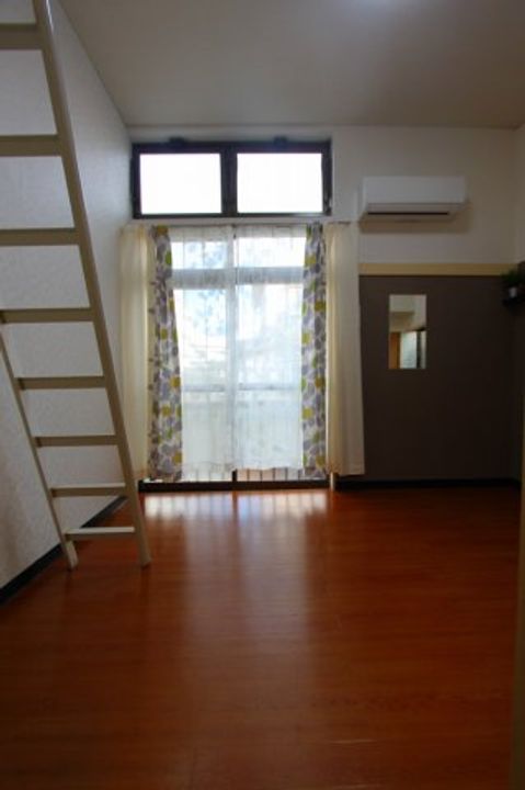 畳屋丁ハイツの内装