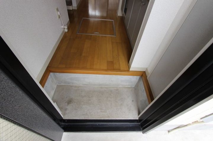 メモリースクエアの玄関