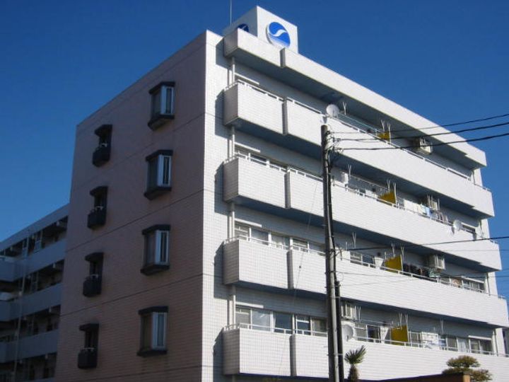 メゾンブランシュ1号館の外観