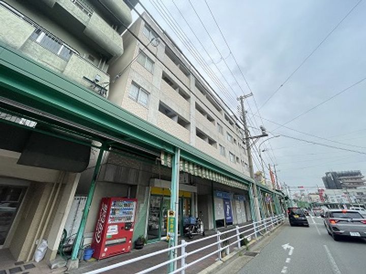 平野エスペランスの外観