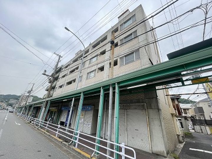平野エスペランスの外観