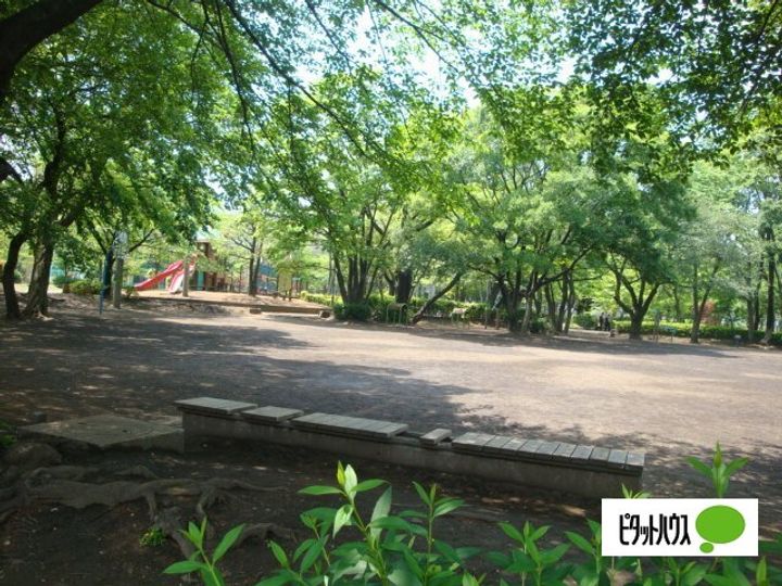 ヒルトピア201の周辺