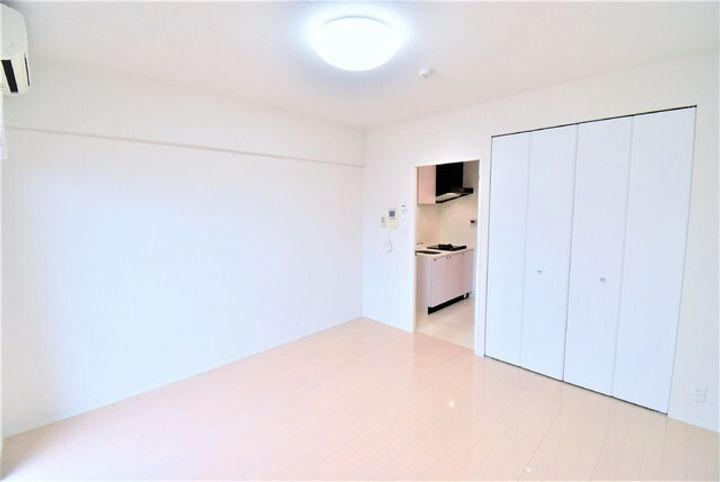 カレント茶屋が坂の居間