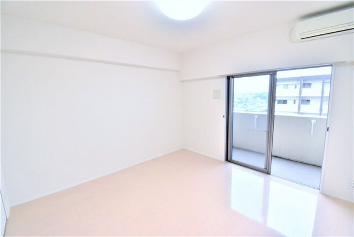 カレント茶屋が坂の寝室