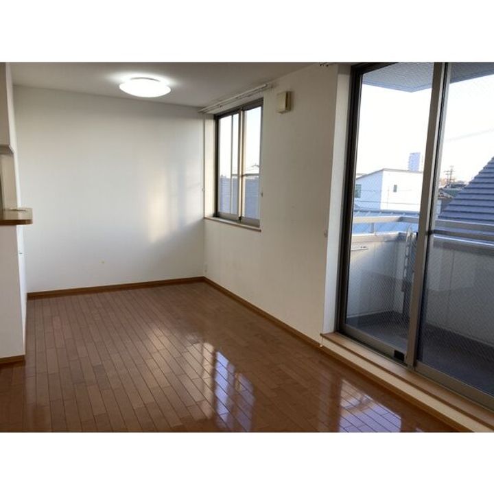 シェソア332302の居間