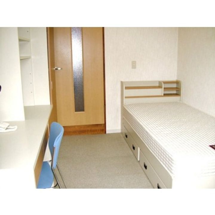 ドーミー東山公園510の居間