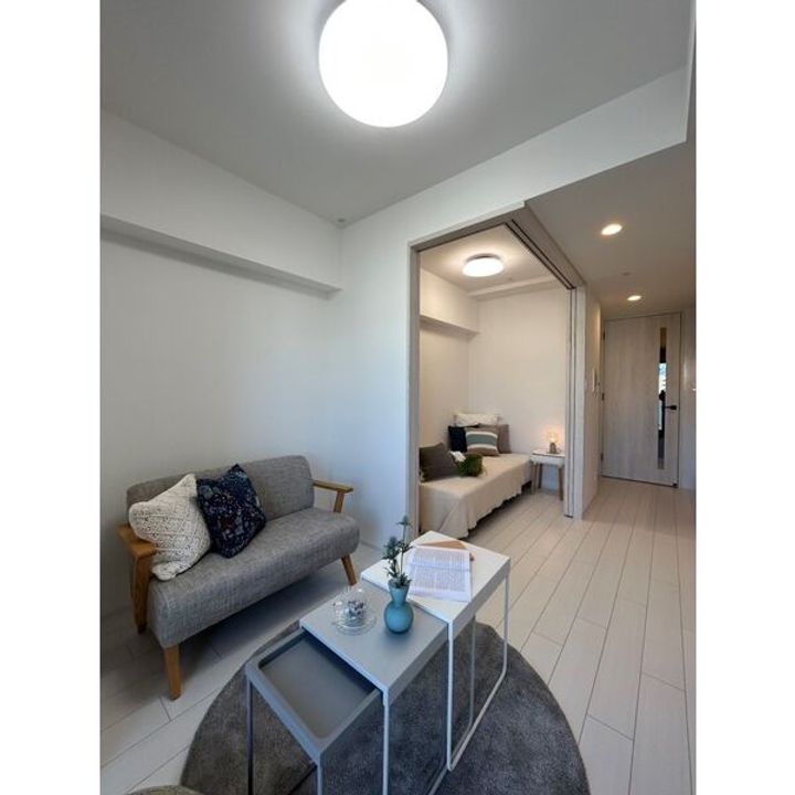 ルネフラッツ黒川Ⅱの居間