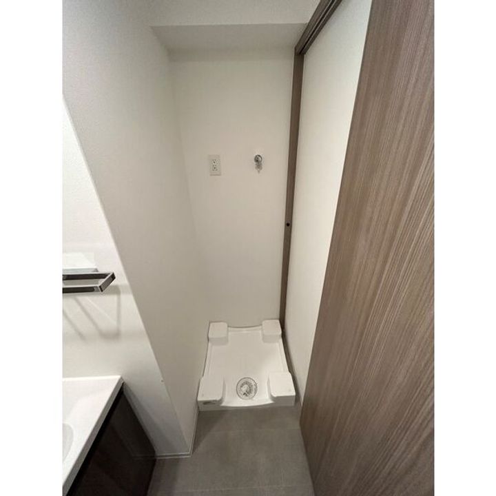 ルネフラッツ黒川Ⅱの玄関