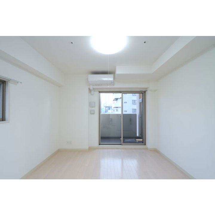 エステムプラザ名古屋駅前プライムタワー411の居間