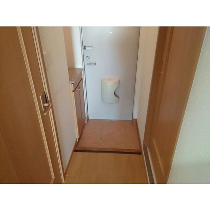 フィオーレ203の玄関