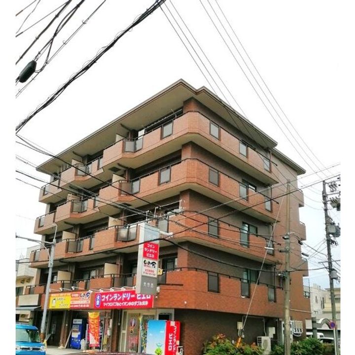 エスポワール鳩岡の外観