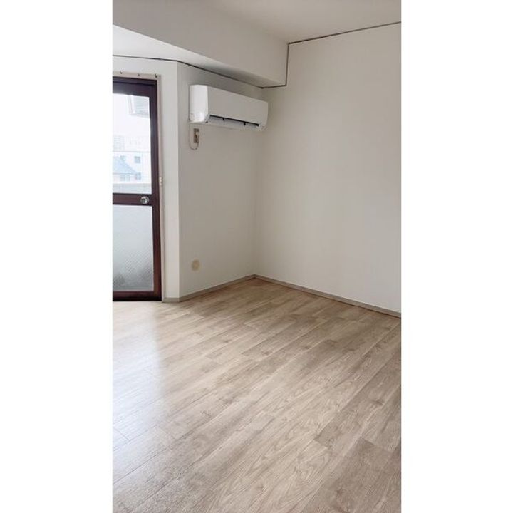 城南ビル304の内装