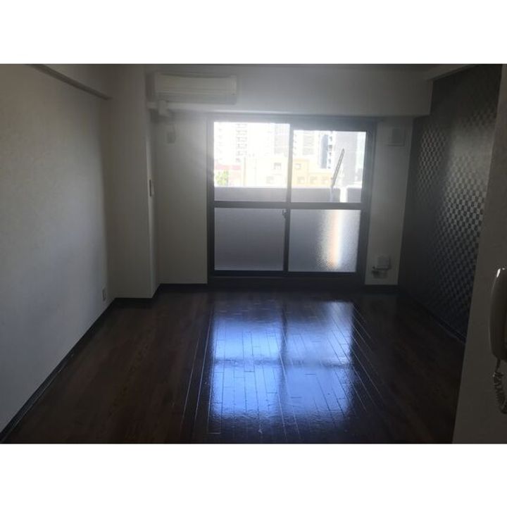 YOSHIX代官町の居間