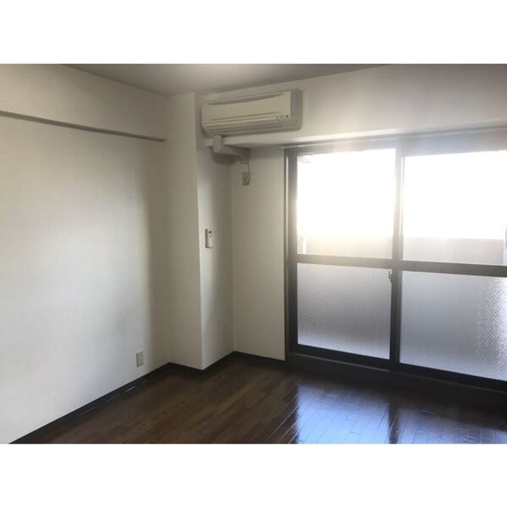 YOSHIX代官町の居間