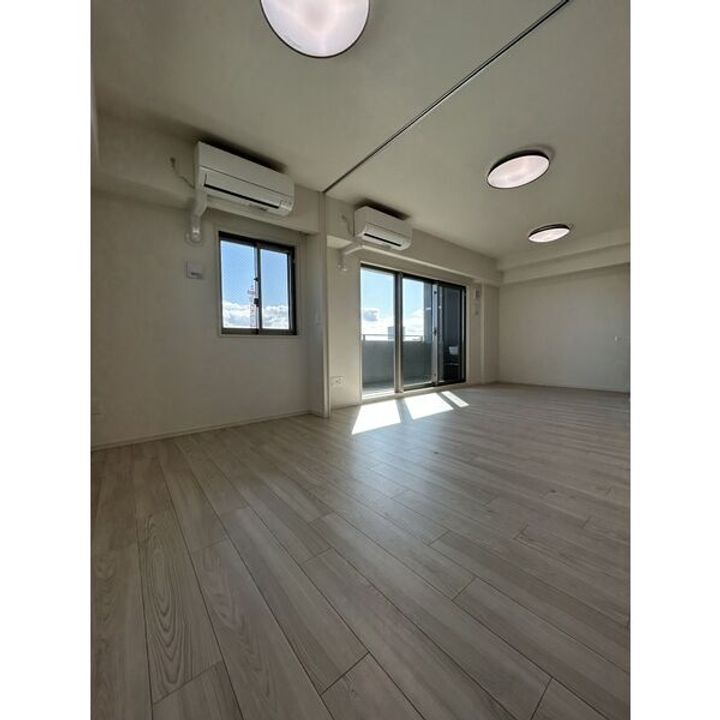 Alivis金山Eastの居間