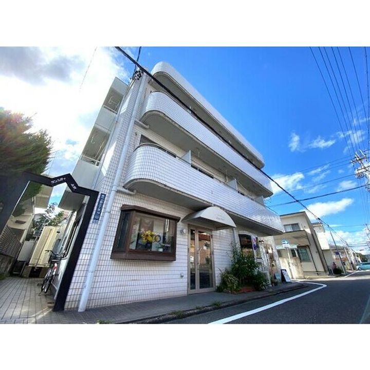 サンシティ上野202の外観