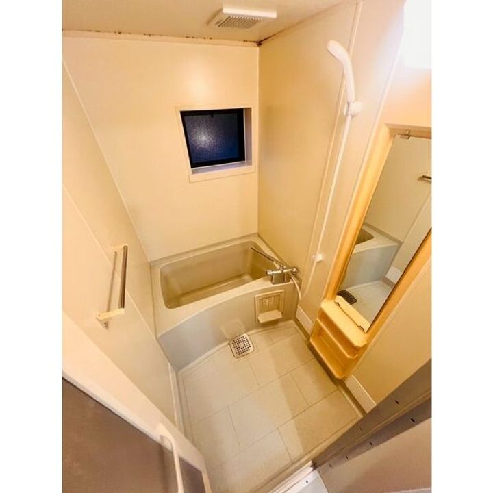 メゾン久遠Ⅱ102の玄関