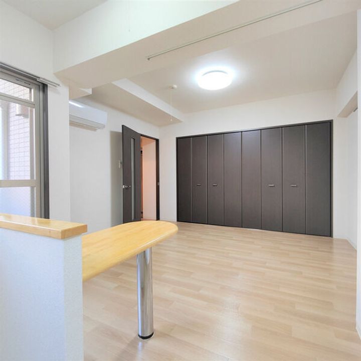 鳥居西アベニューの居間