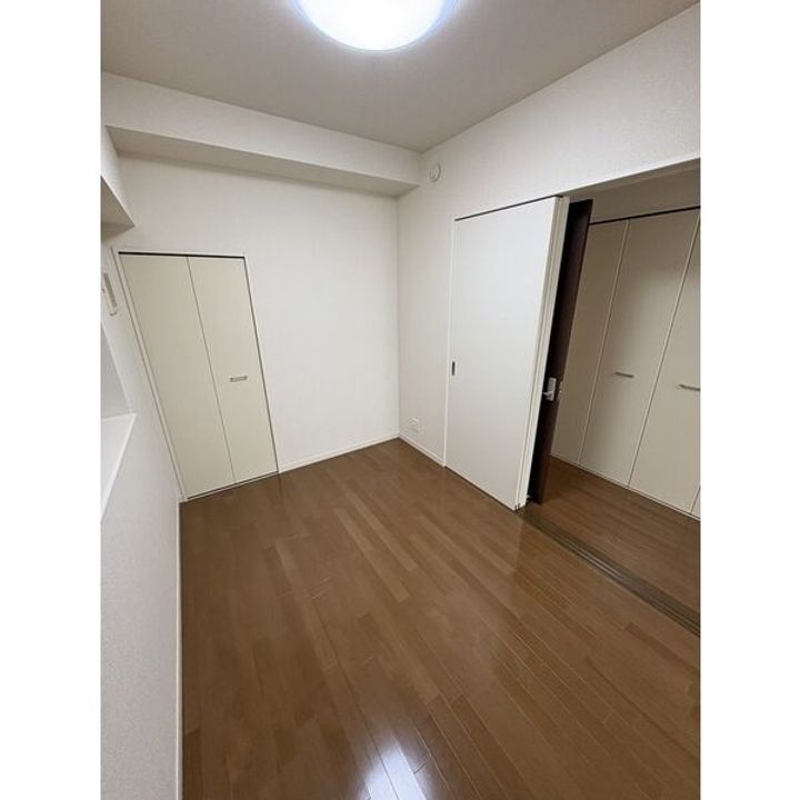 ベル・プラウド名駅302の居間