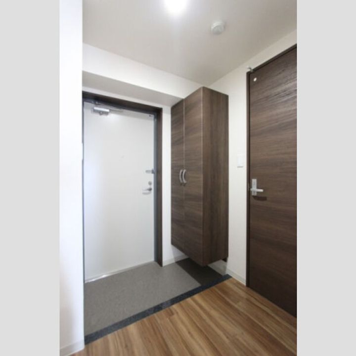 コンフィアンサの玄関