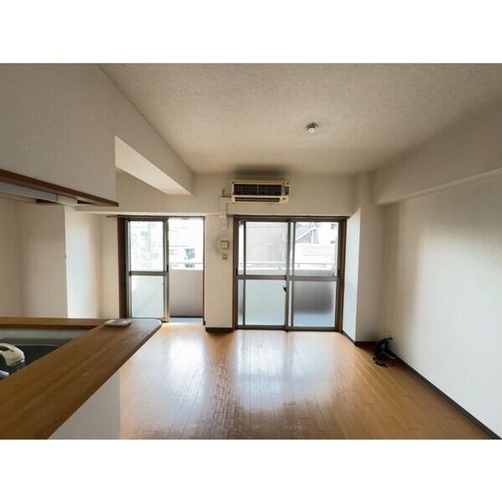 アマービレ中島の居間