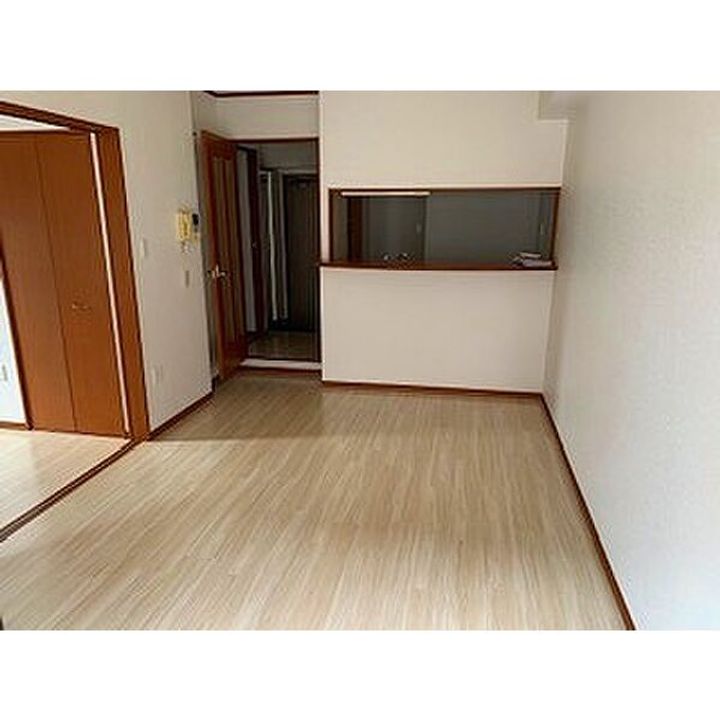 THE FIRST東山公園102の居間