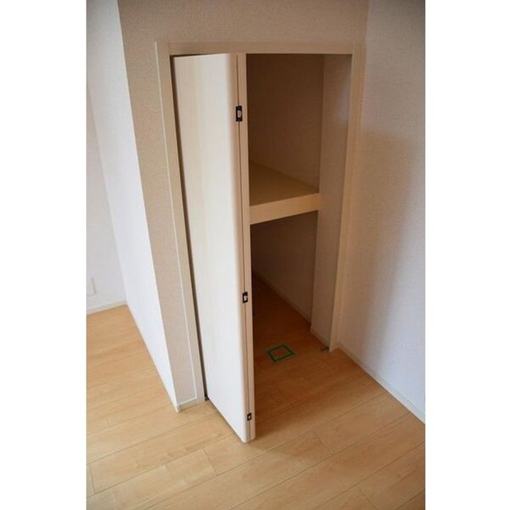 シャンポール潮見が丘のその他画像