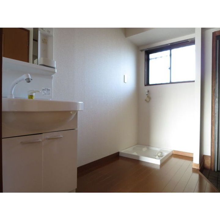 サンシティ庄内606の内装