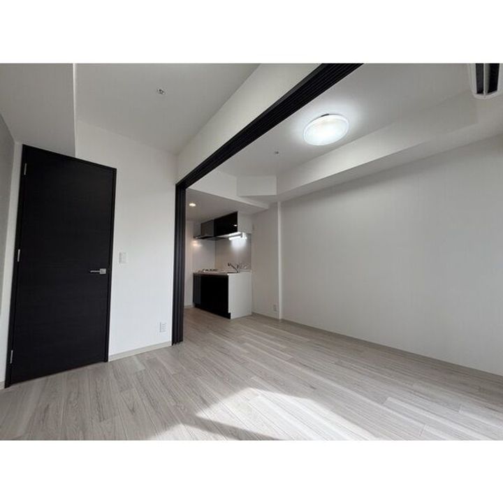 エステムコート名古屋新栄Ⅳネスト0601の居間