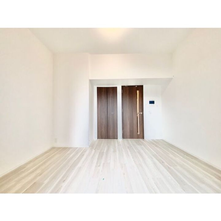 S-RESIDENCE大曽根駅前504の居間