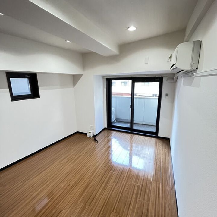 スカイコート葵の居間