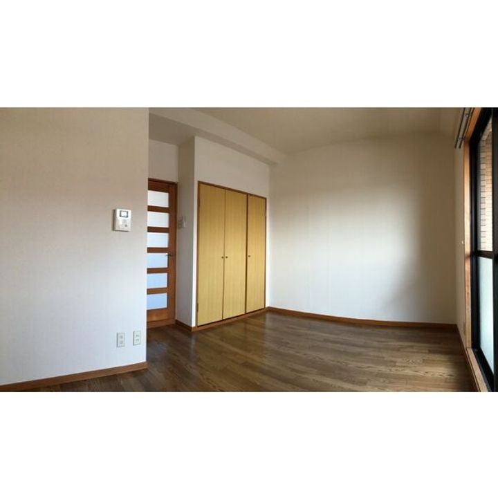 STUDIO SHIROGANE (ストゥディオシロガネ)506の居間