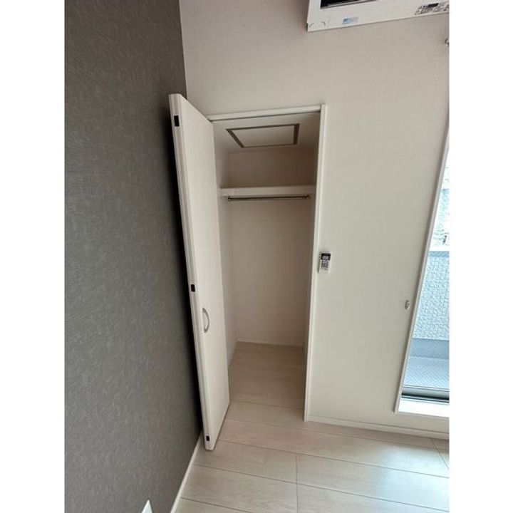 Stella星宮201の玄関