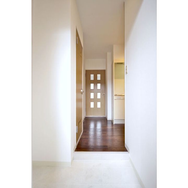 アメニティハイツ中砂203の玄関