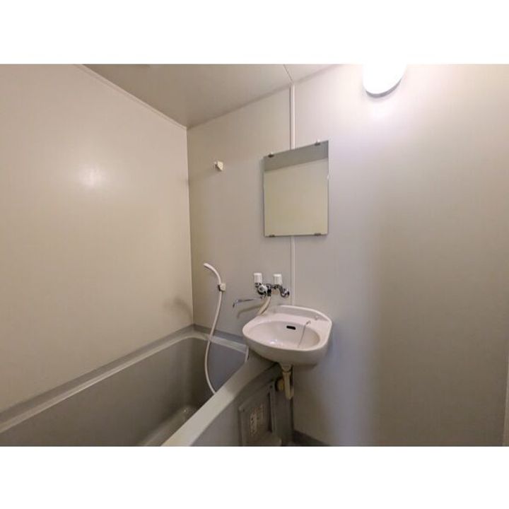 メゾン・ド・ソネット302の風呂