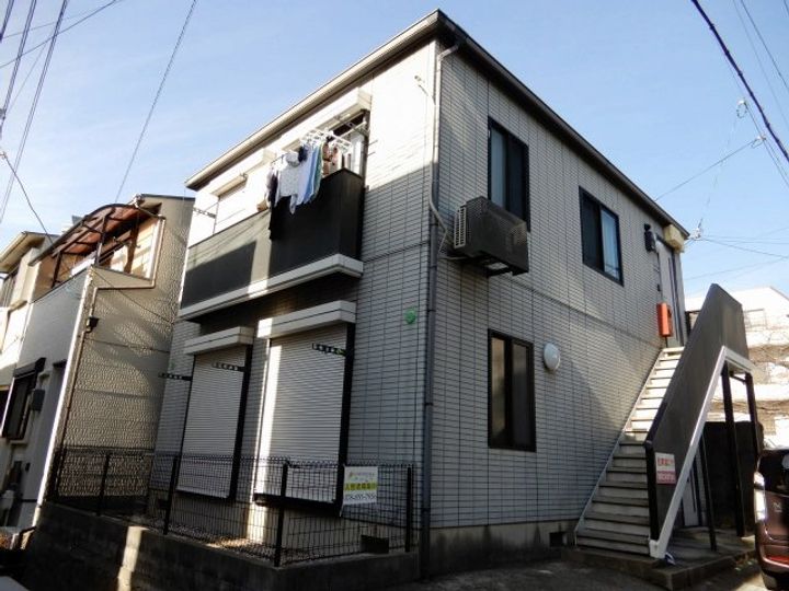 モンシャトーK熊内の外観