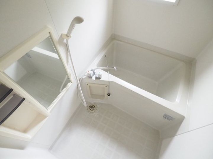 モンシャトーK熊内の風呂