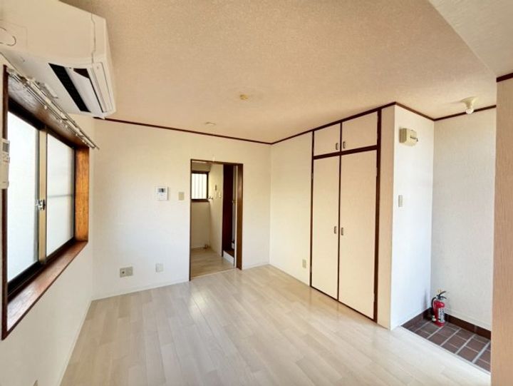 ユリーナ六甲201の内装