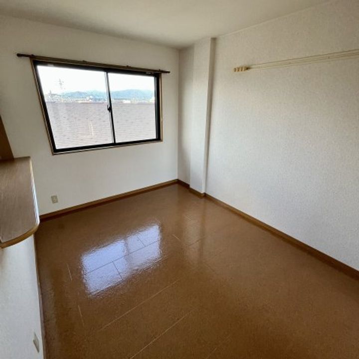 エスポワール平方302の居間