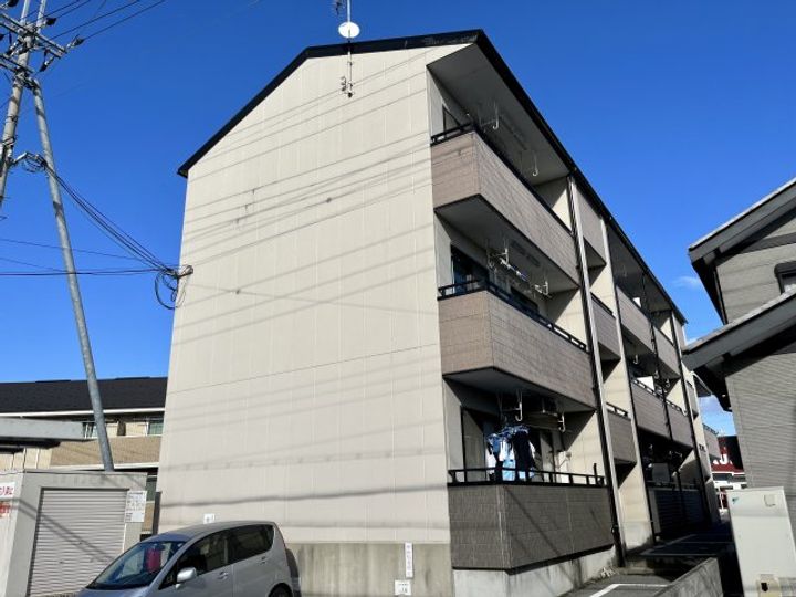 エスポワール平方302の外観