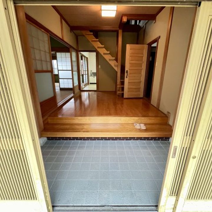 玄関